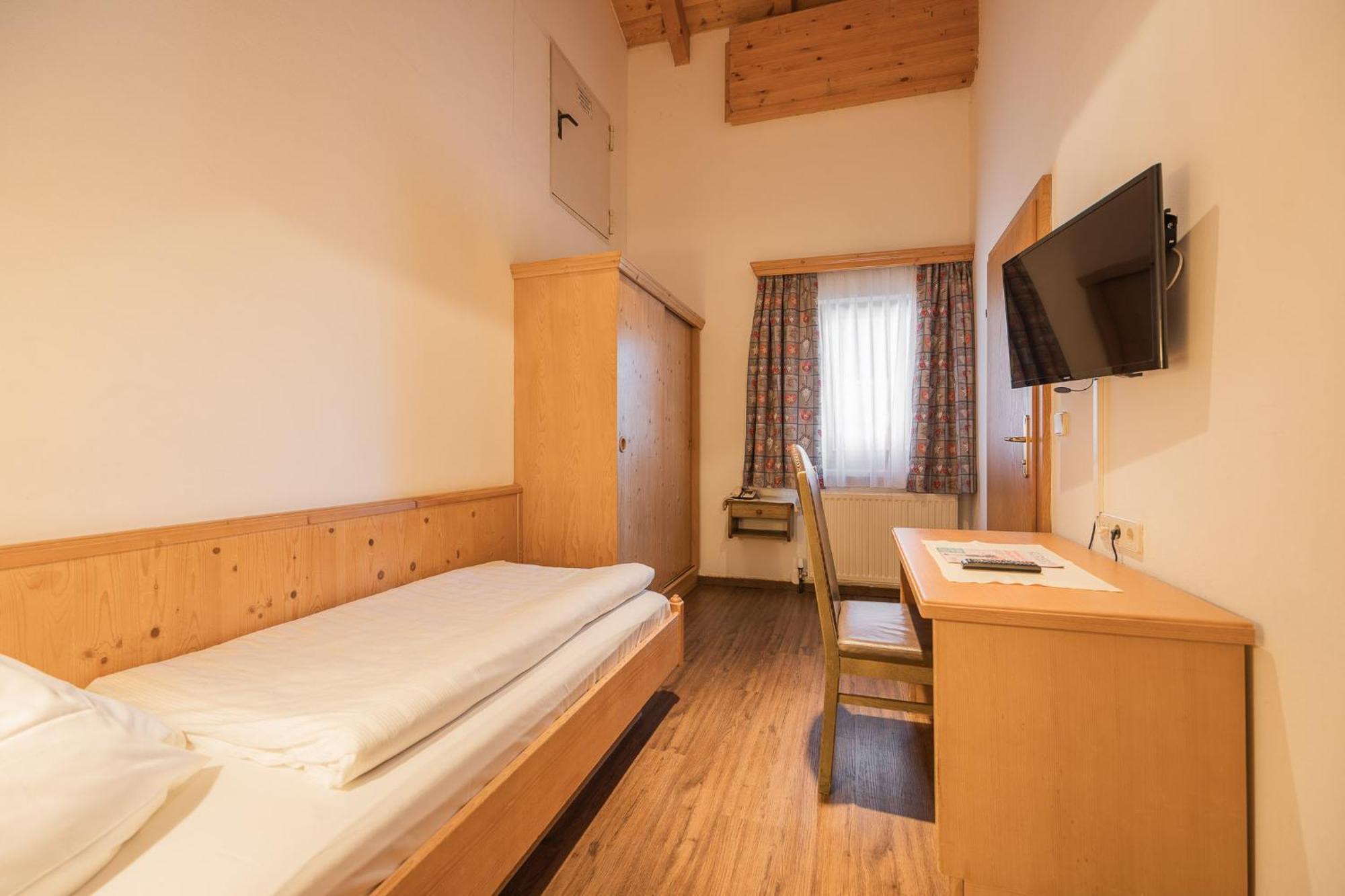Batzenhaeusl Penzion Seefeld in Tirol